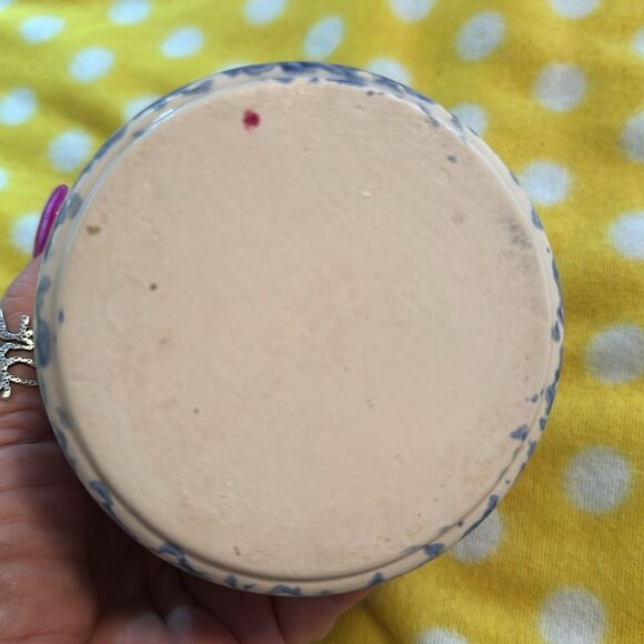 Gerald Henn blue heart Spongeware stoneware pottery soap-dispenser - Picture 10 of 10